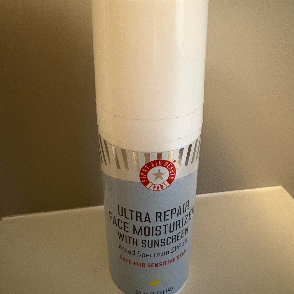 First Aid Beauty Ultra Repair Moisturizer with Sunscreen - used once